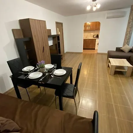 Kanliev Apartman *